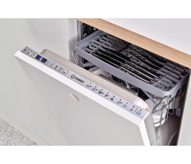Indesit DSIO 3T224 CE - 490807 - zdjęcie 8
